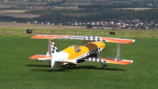 Pitts Checker Ulimate RC Giant Model HD
