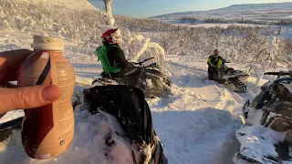 Saxnäs PUDER DEL 1 | overkligt djup snö! | rekord i fastkörningar