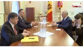 Додон извинился за призыв правительства Молдовы не ездить в РФ