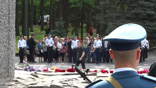 9 мая 2018 Харьков,   День Победы - возложение венков на Мемориале