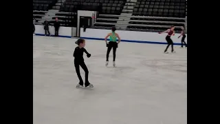 Dasha lands her double Axel