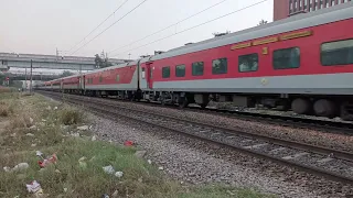 Ernakulam to Hazrat Nizamuddin Duronto express 12283 : Indian Railways