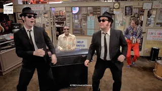 The Blues Brothers: The twist dance (HD CLIP)