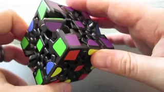 How to solve a Gear Cube