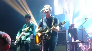 Noel Gallagher/Johnny Marr@o2 brixton academy-champagne supernova