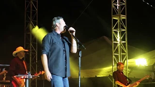 Blake Shelton Performing "The Guy with The Girl" at Countryfest 2017!