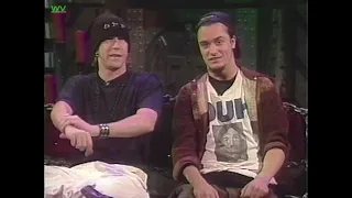 Mike Patton and Roddy Bottum (Faith No More) on The Headbangers Ball (1992)