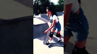 Girls Love Skating the Skatepark too.. #shorts