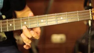HOW TO PLAY UNDER PRESSURE BASS