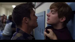 13 Reasons Why 2x11 - School Fight Scene (1080p)