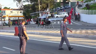 Helicóptero 🚁 águia 🦅 fazendo resgate na estrada Itapecerica