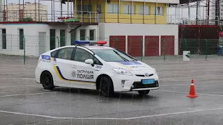 Training in safe driving for patrol police in Kyiv