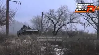 Углегорск НОВОЕ ВИДЕО Руссофашисты бьют танками по жилым домам