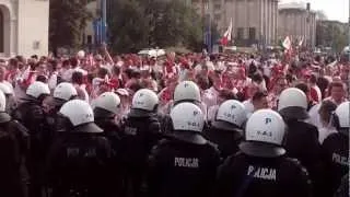 HD - Euro 2012 - Blocked street - Warszawa - Polska Rosja 1:1