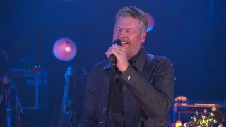 Blake Shelton - God's Country (Live in Los Angeles)