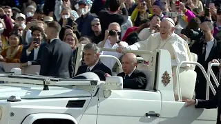 General Audience with Pope Francis, from St. Peter's Square, Vatican 20 April 2022 HD