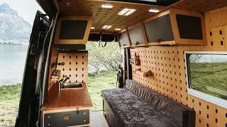 WOHNMOBIL HIGH-END KASTENWAGEN: XL Dach SLIDE-OUT Echtholz-Möbel. Castello Cargoclips.