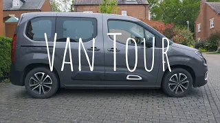 Van Tour - Billy Berlingo