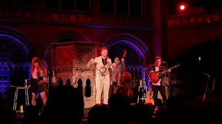 Nickel Creek - Hayloft (Mother Mother), live at Union Chapel, London, UK, 27th January 2023