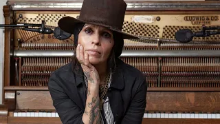 Linda Perry - Hands Of Love (Miley Cyrus Demo)