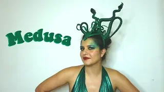 DIY Halloween Costume - Medusa