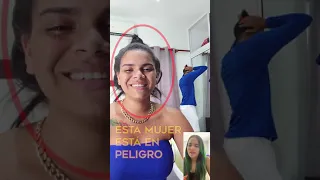 Su amiga la salva con esta llamada inteligentemente.