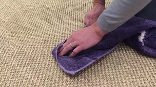 Cleaning Red Wine from Sisal