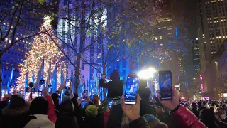 ⁴ᴷ Rockefeller Center Christmas Tree Lighting 2021