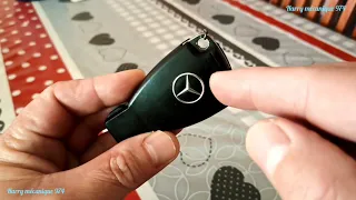 Mercedes key battery change ! Changement de batterie clé Mercedes