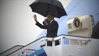 President Obama begins historic trip in Cuba