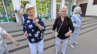 26.05.24г..."РЫЖАЯ"... Александр Бешенный... в Гомельском парке звучит...