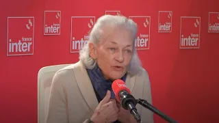 Fin de vie : Robert Badinter "aurait voté cette loi", selon Elisabeth Badinter