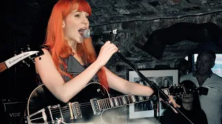 Kansas City - MonaLisa Twins (Little Richard / The Beatles Cover) // Live at the Cavern Club