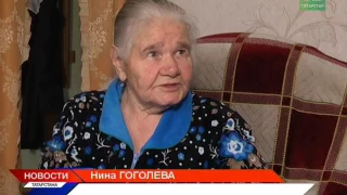 В Нижнекамске пожилая женщина провалилась в люк, где провела более часа