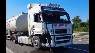 Bad Truck Driving Compilation June 2017 Part 11