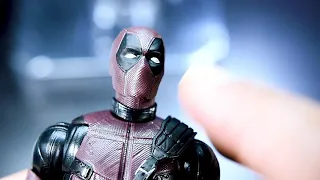 DEADPOOL 2 MOVIE REPLICA MARVEL LEGENDS ACTION FIGURE UNBOXING AND REVIEW