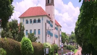 What are the causes of Makerere university's constant troubles?
