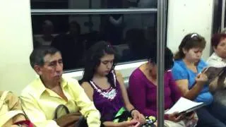 No t duermas en el metro