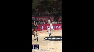 Sylvain Francisco with a Spectacular Double Five vs. Fenerbahce Beko Istanbul