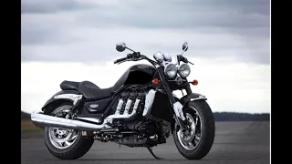 Triumph Rocket 3 en español