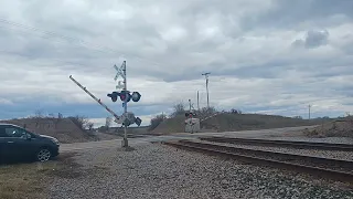 Windy Amtrak 8 races Through Astico