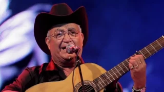 Eliades Ochoa - Desde el gran teatro de La Habana