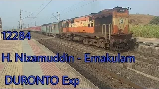 Delhi Hazrat Nizamuddin - Ernakulam Duronto Express | 12284 Duronto Exp |