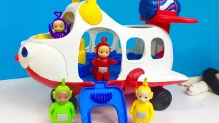 TELETUBBIES TOYS Airplane Ride and Packing Suitcase For VACATION!