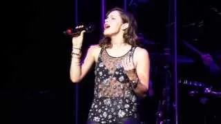 Katharine McPhee - SOMEWHERE OVER THE RAINBOW  (Live @ Sarasota, FL)