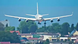 Large plane - Il-96. Landing nose down. It happened in Sochi.