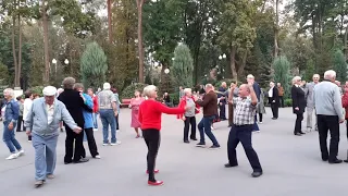 Недолюбил!👍⚘/Танцы в парке Горького Харьков 2020