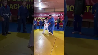 Judo Tai-Otoshi - передняя подножка со сбивом в разносторонней стойке. Школа по дзюдо в Астане ORTUS