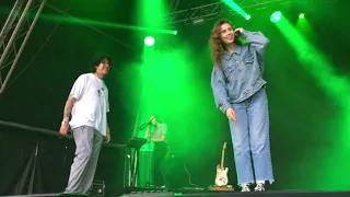 Drown — Clairo & Cuco @ Primavera Sound 2019