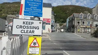 Barmouth South Level Crossing